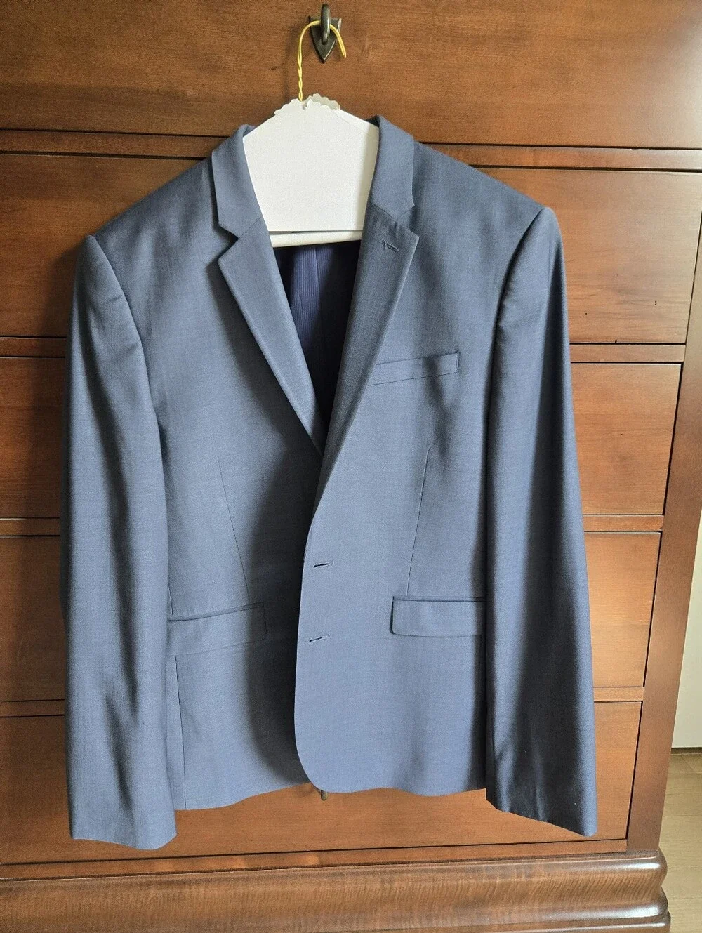 Express Men's Suit In A Bluish/Grey Color.